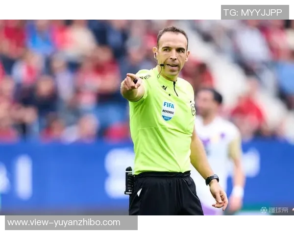 巴列卡诺主帅场边失控:VAR一会能用一会不能用,这太丢人了 巴列卡诺主帅场边失控:VAR一会能用一会不能用,这太丢人了